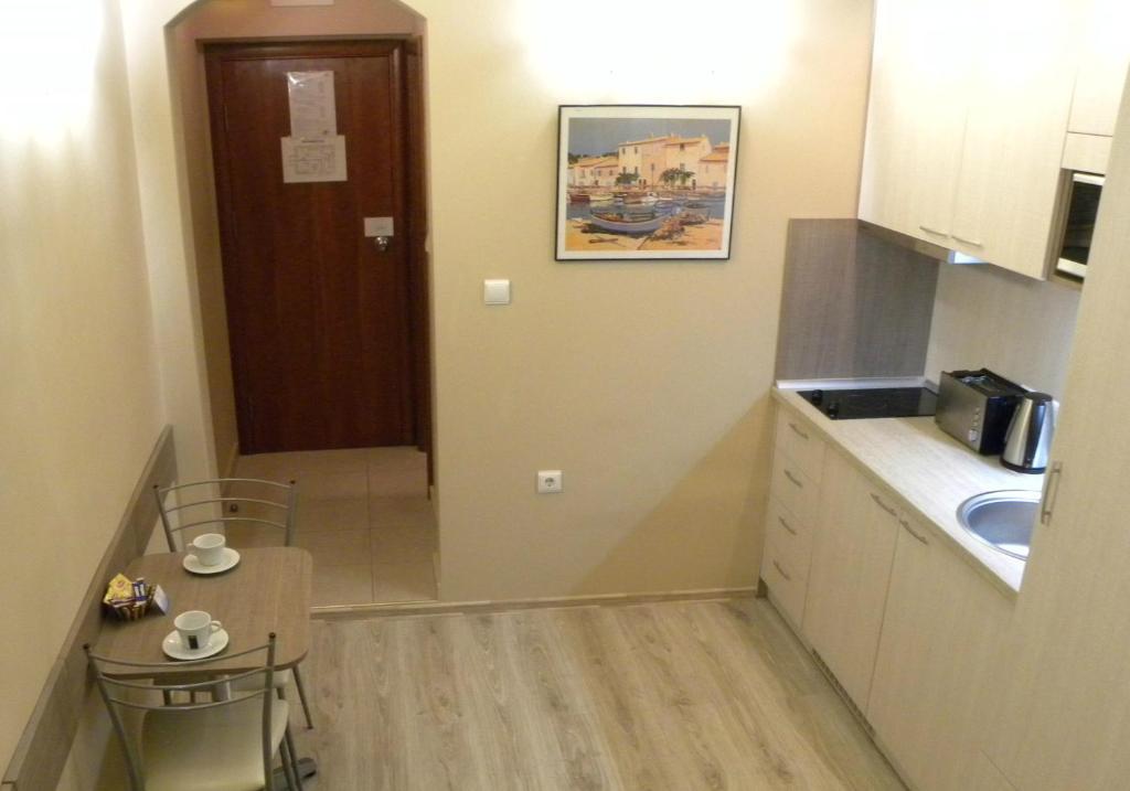 Three Dolphins Hotel With Rooftop Terracе Varna Camera foto
