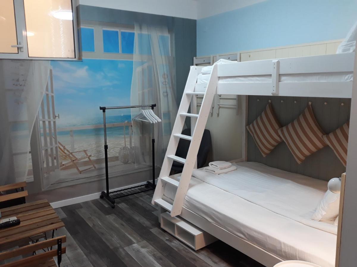 Three Dolphins Hotel With Rooftop Terracе Varna Camera foto